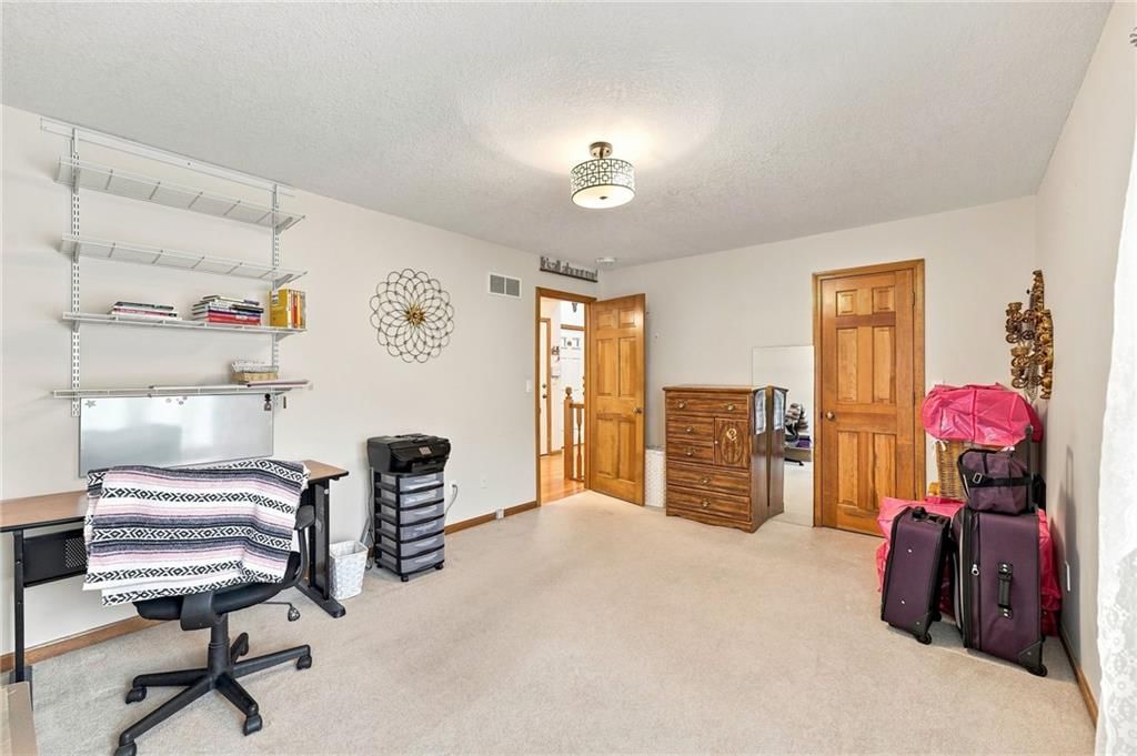419 NW TIMBERBROOKE Drive — photo 9