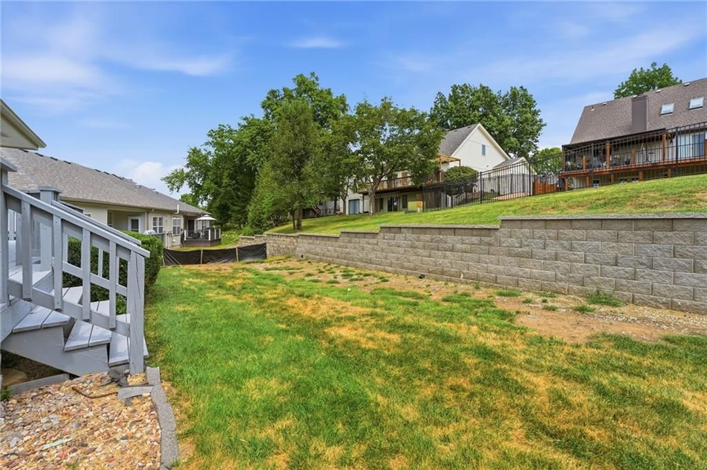 419 NW TIMBERBROOKE Drive — photo 34