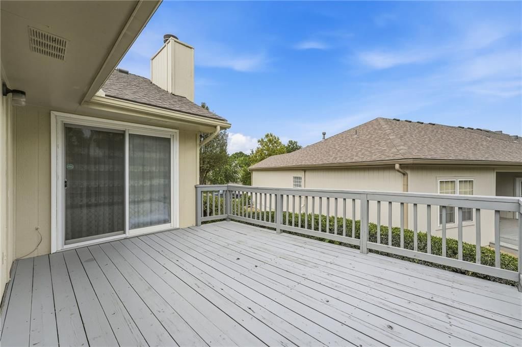 419 NW TIMBERBROOKE Drive — photo 36