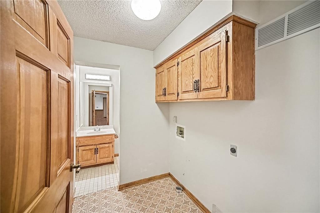 7605 NW Roberts Road — photo 16