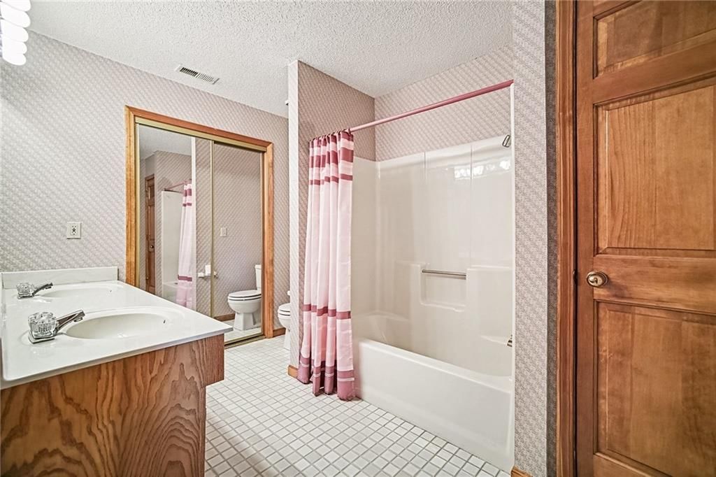 7605 NW Roberts Road — photo 27