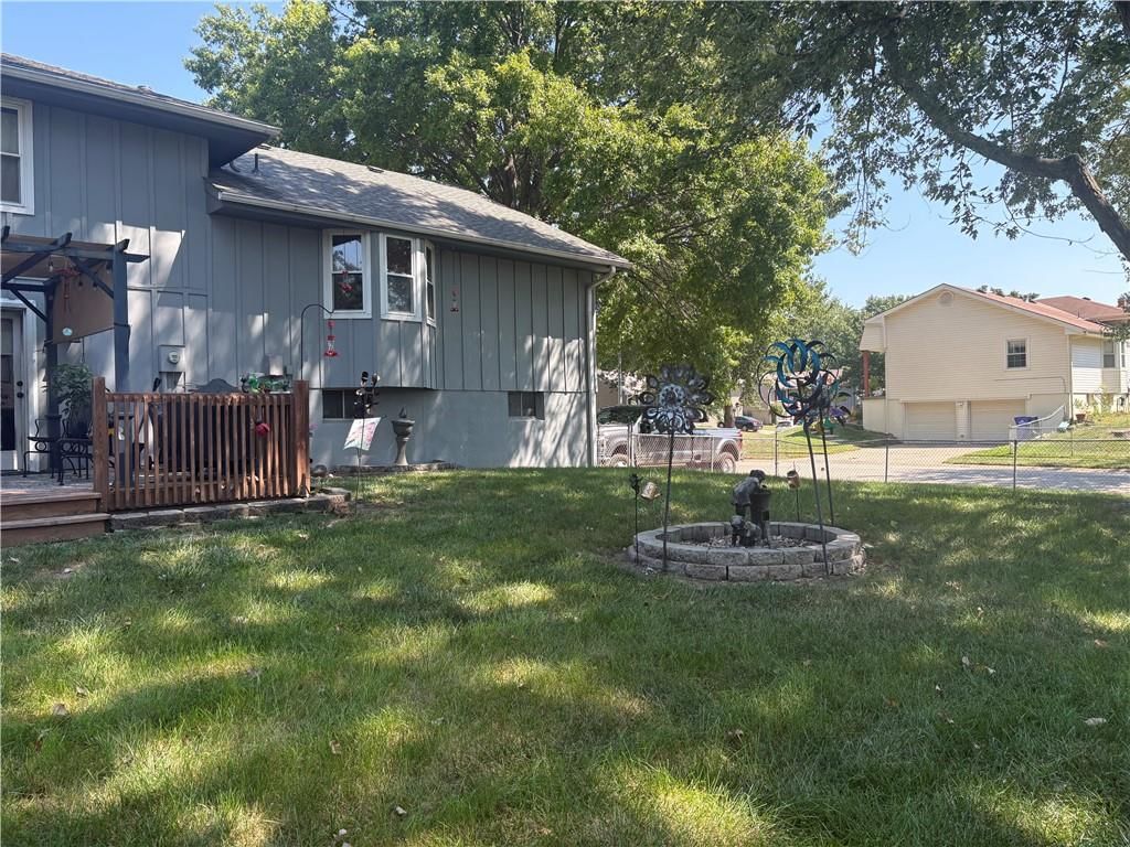 6407 E 140th Terrace — photo 3