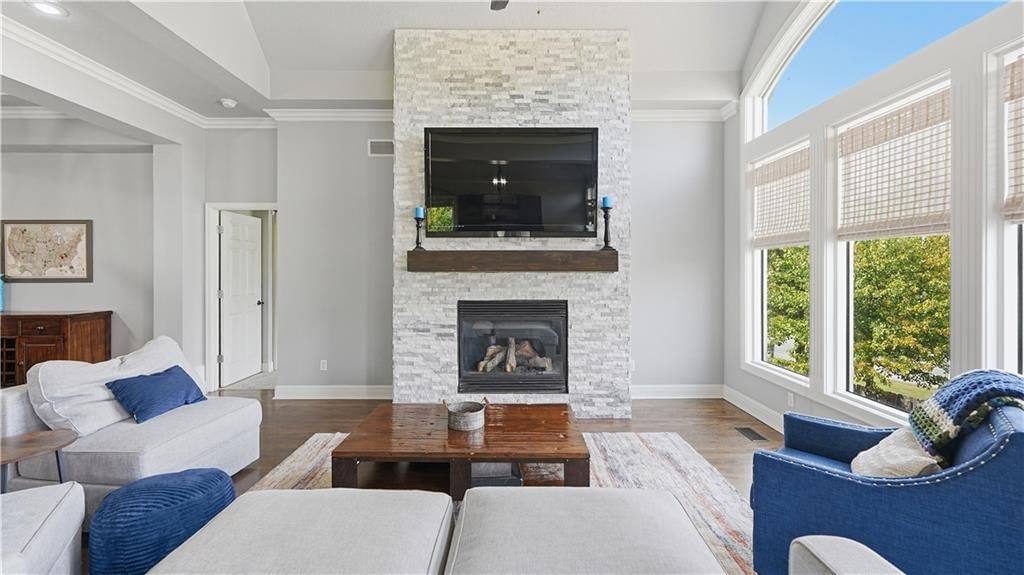 109 SE Chelsea Drive — photo 10