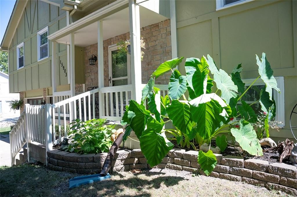 15903 Slater Avenue, Belton, MO: listing photo 2