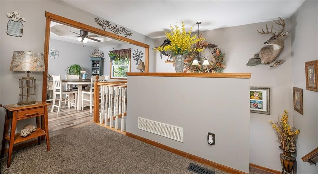 Photo 10 of 38 - 15903 Slater Avenue, Belton, MO 64012