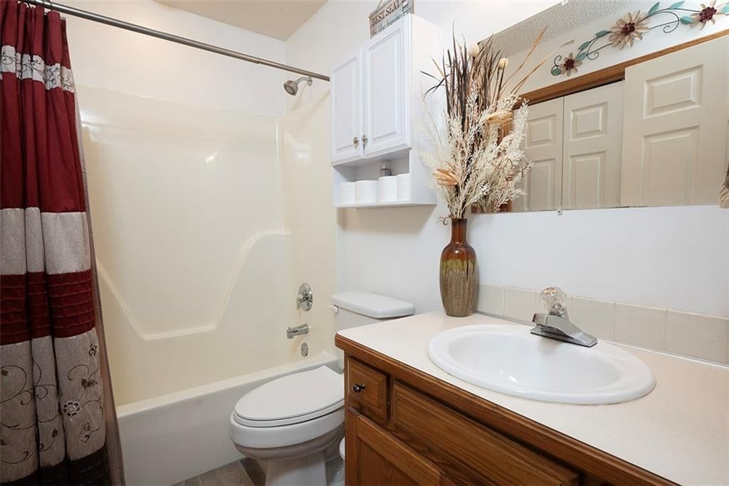 Photo 21 of 38 - 15903 Slater Avenue, Belton, MO 64012