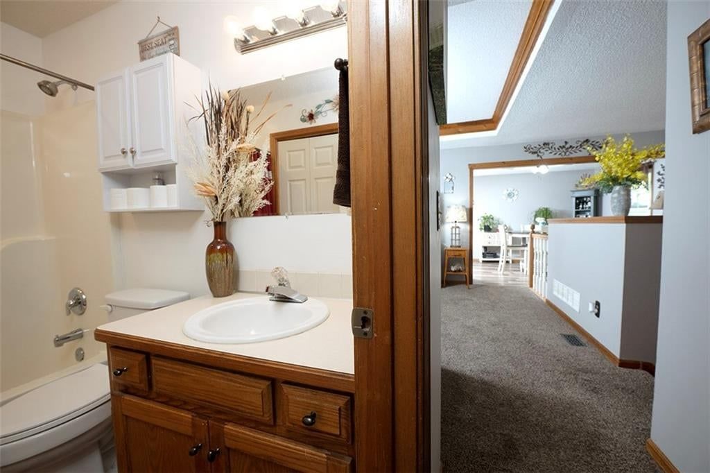 Photo 23 of 38 - 15903 Slater Avenue, Belton, MO 64012