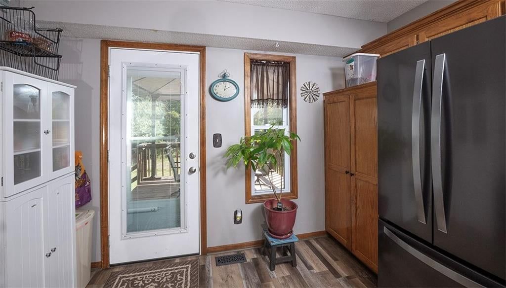 Photo 24 of 38 - 15903 Slater Avenue, Belton, MO 64012