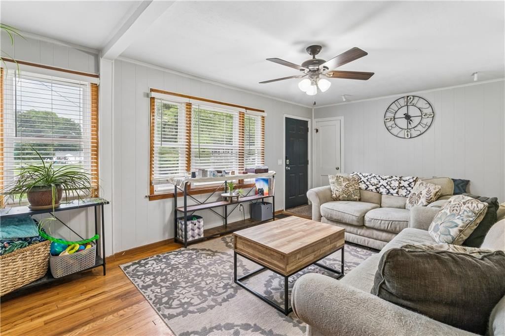 7075 Reynolds Avenue — photo 6
