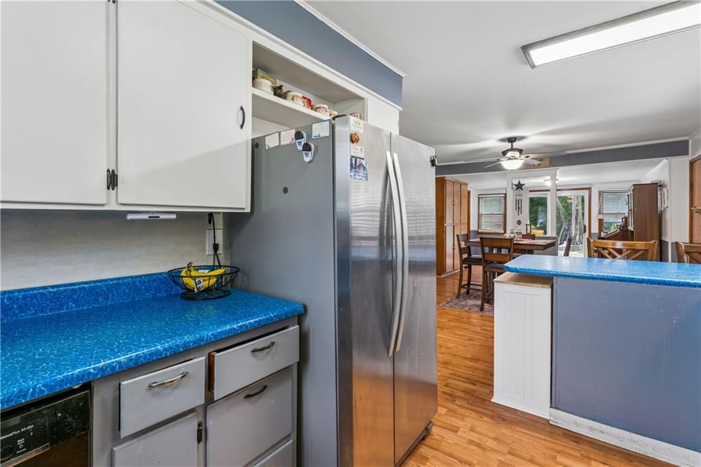 7075 Reynolds Avenue — photo 11