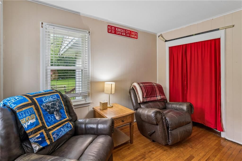 7075 Reynolds Avenue — photo 33