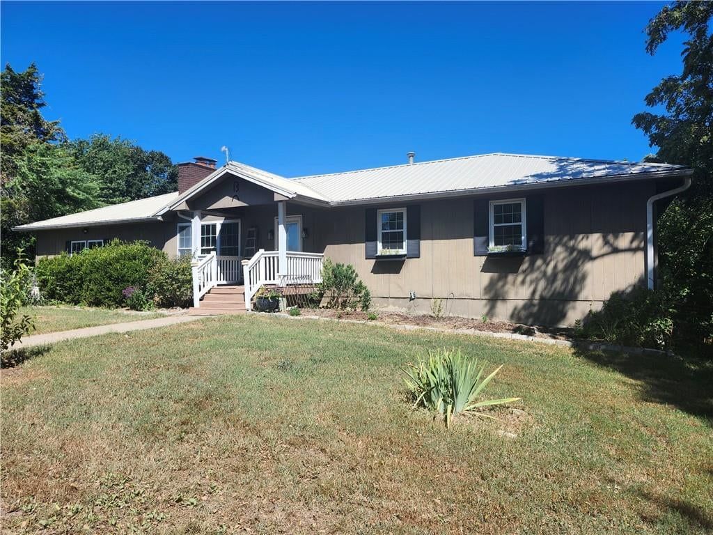 36405 Hedge Lane Road — photo 2