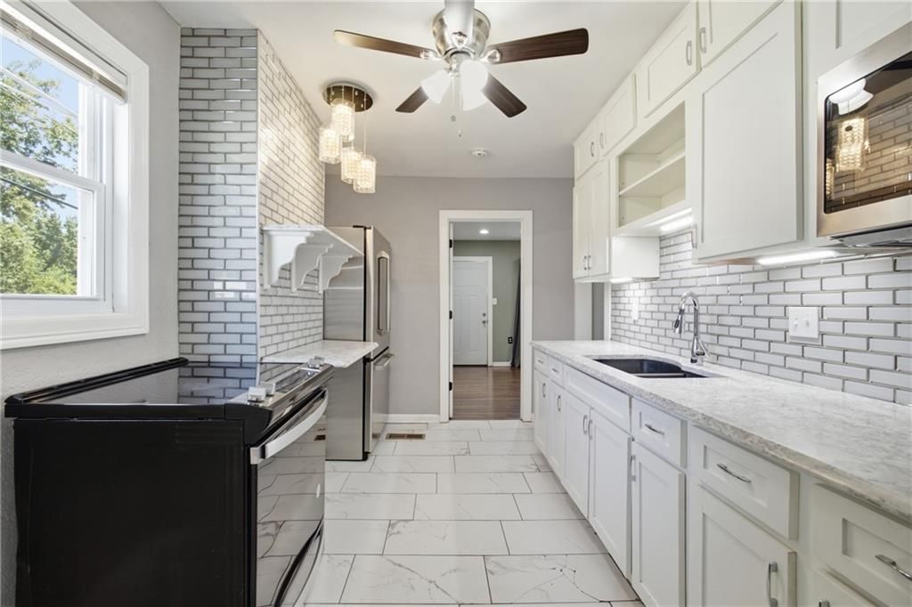 2501 Jackson Avenue — photo 11