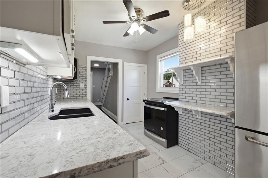 2501 Jackson Avenue — photo 13