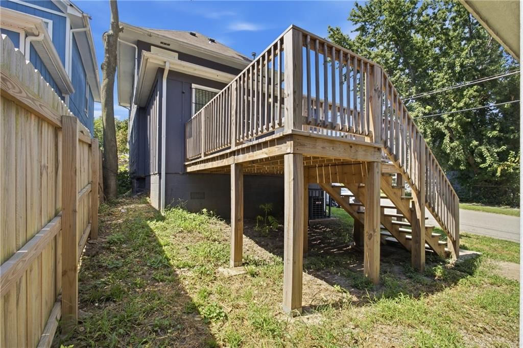 2501 Jackson Avenue — photo 30