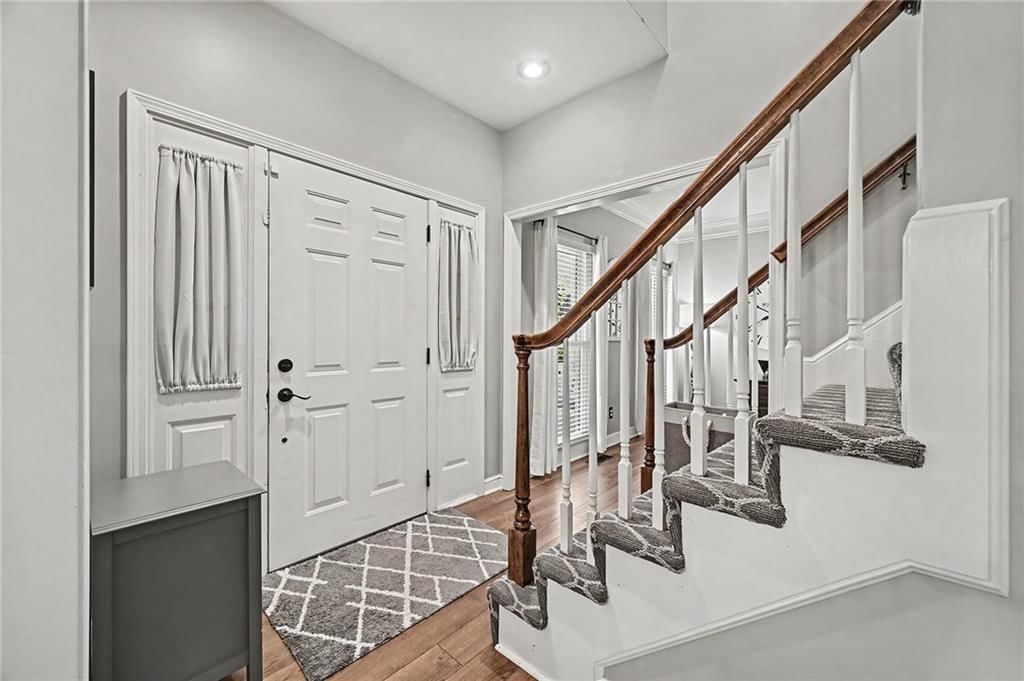 Photo 4 of 42 - 7645 N Lucerne Court, Kansas City, MO 64151