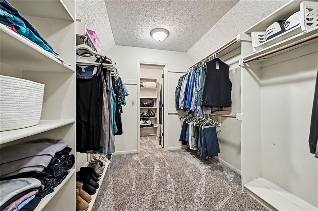 Photo 24 of 42 - 7645 N Lucerne Court, Kansas City, MO 64151