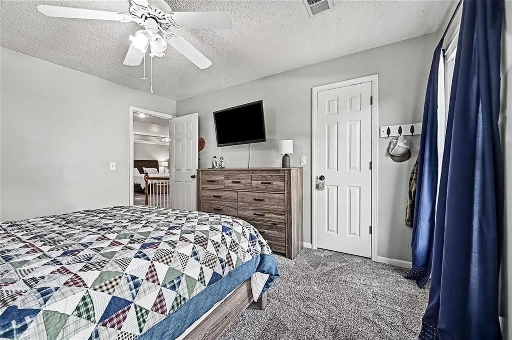 Photo 29 of 42 - 7645 N Lucerne Court, Kansas City, MO 64151