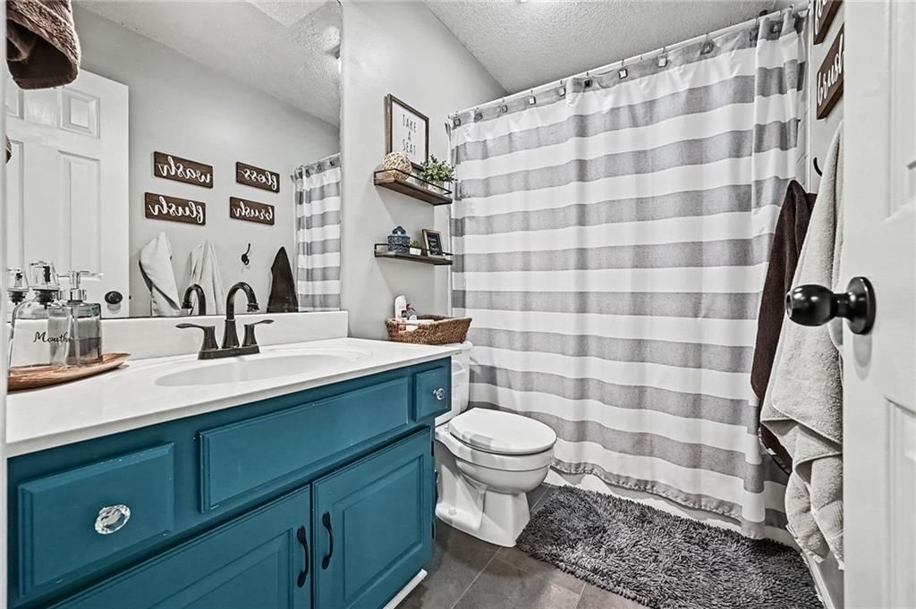 Photo 32 of 42 - 7645 N Lucerne Court, Kansas City, MO 64151