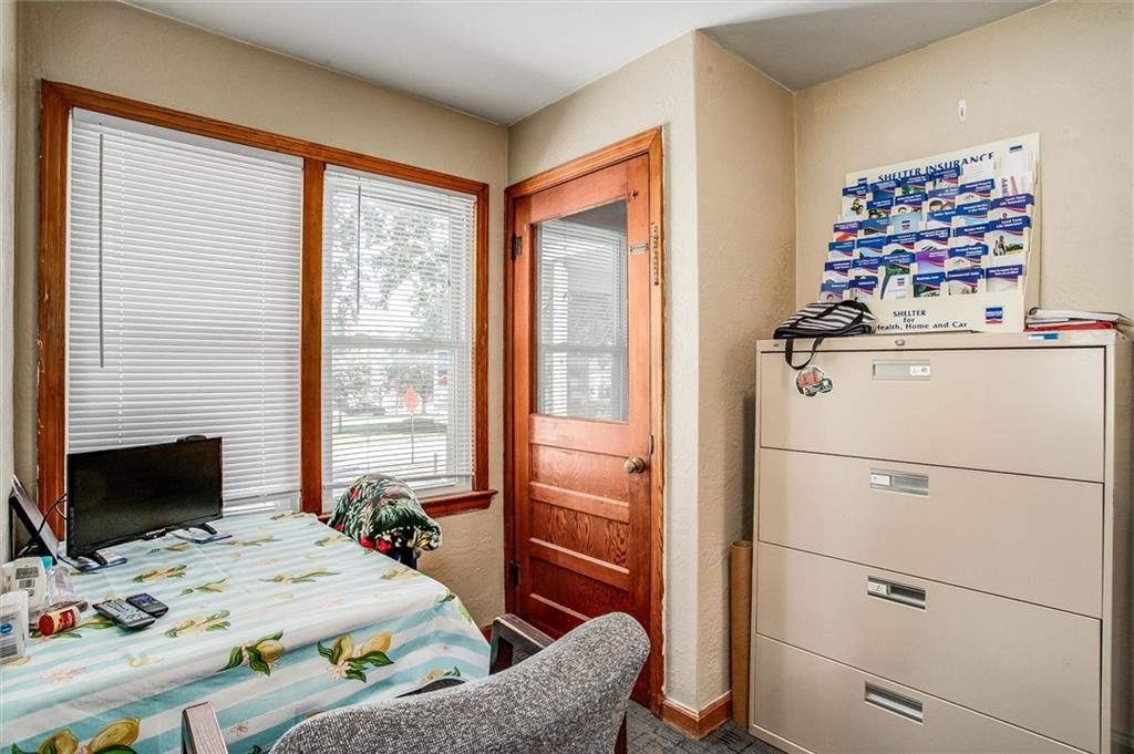 706 NW Summit Street — photo 12