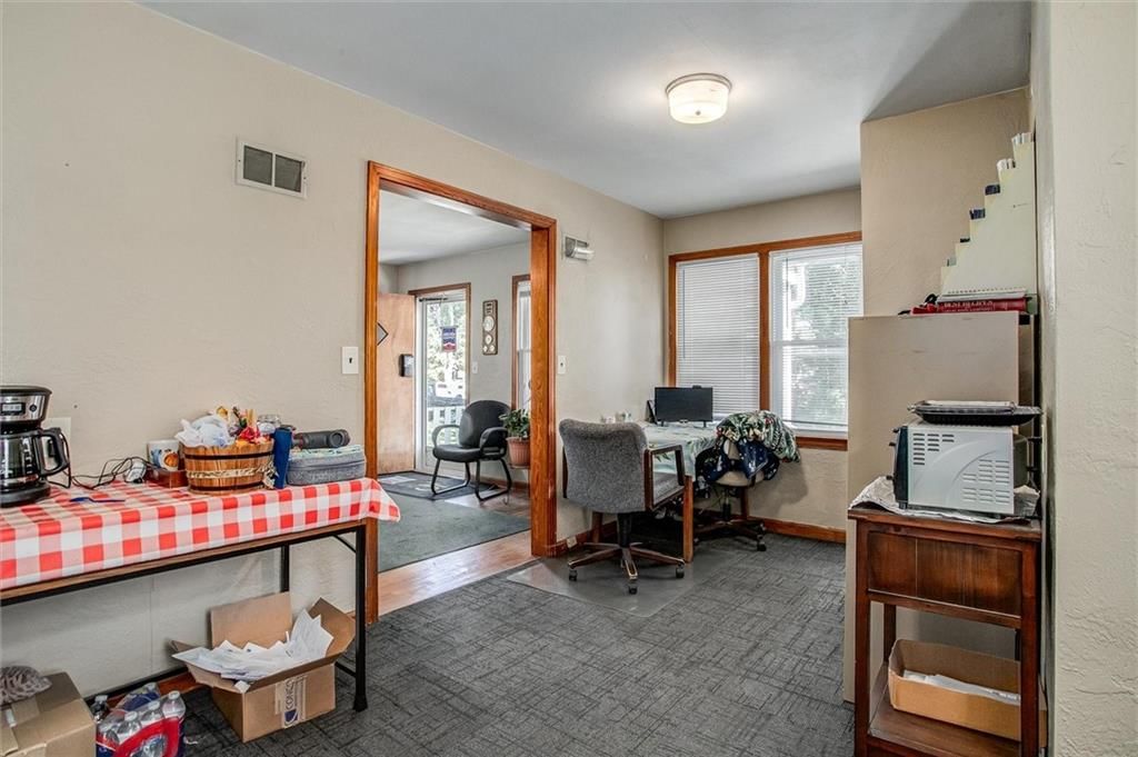 706 NW Summit Street — photo 14