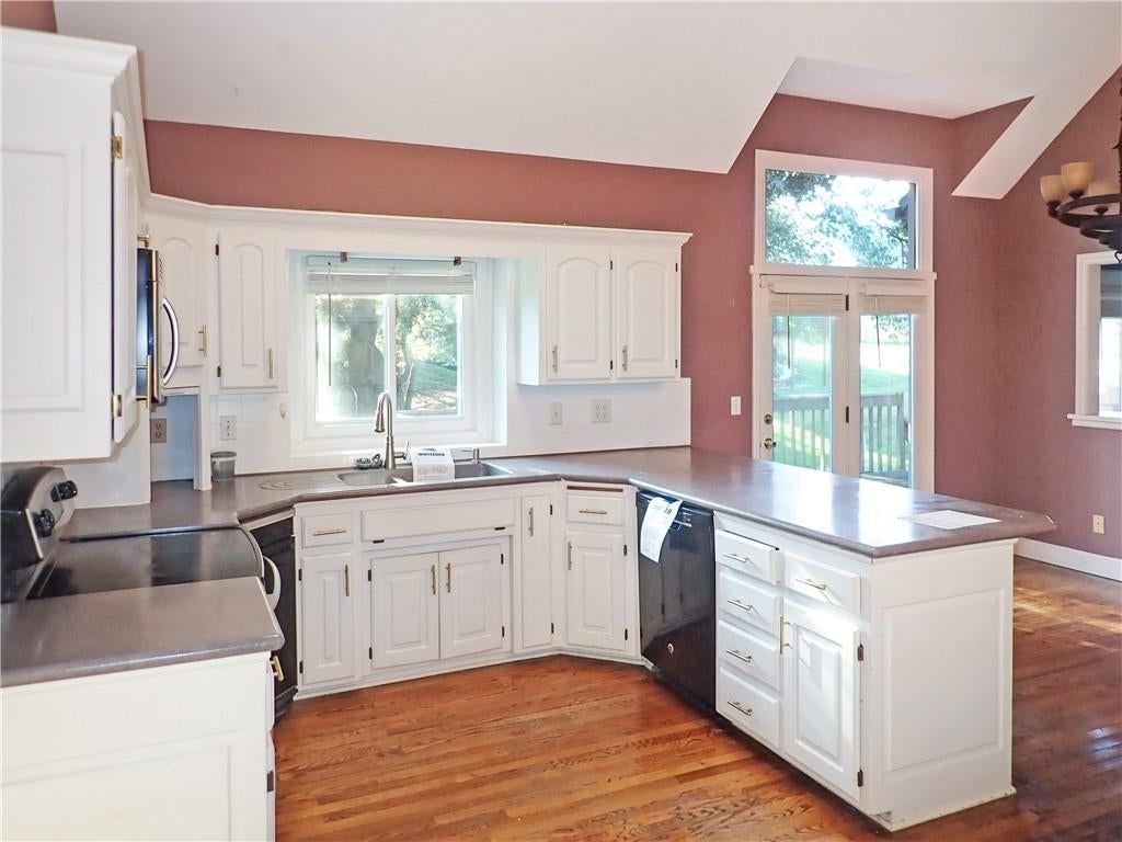 6400 Crysler Court — photo 11