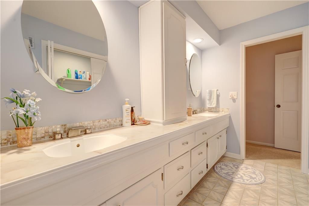 3807 S Union Street — photo 47