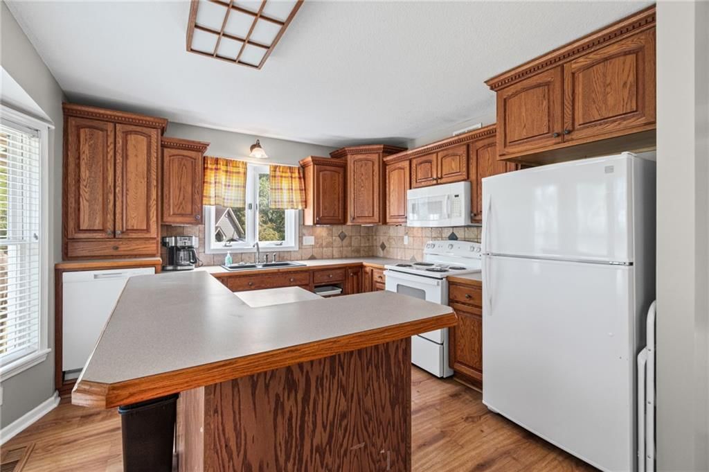 3602 NE 77th Terrace — photo 11