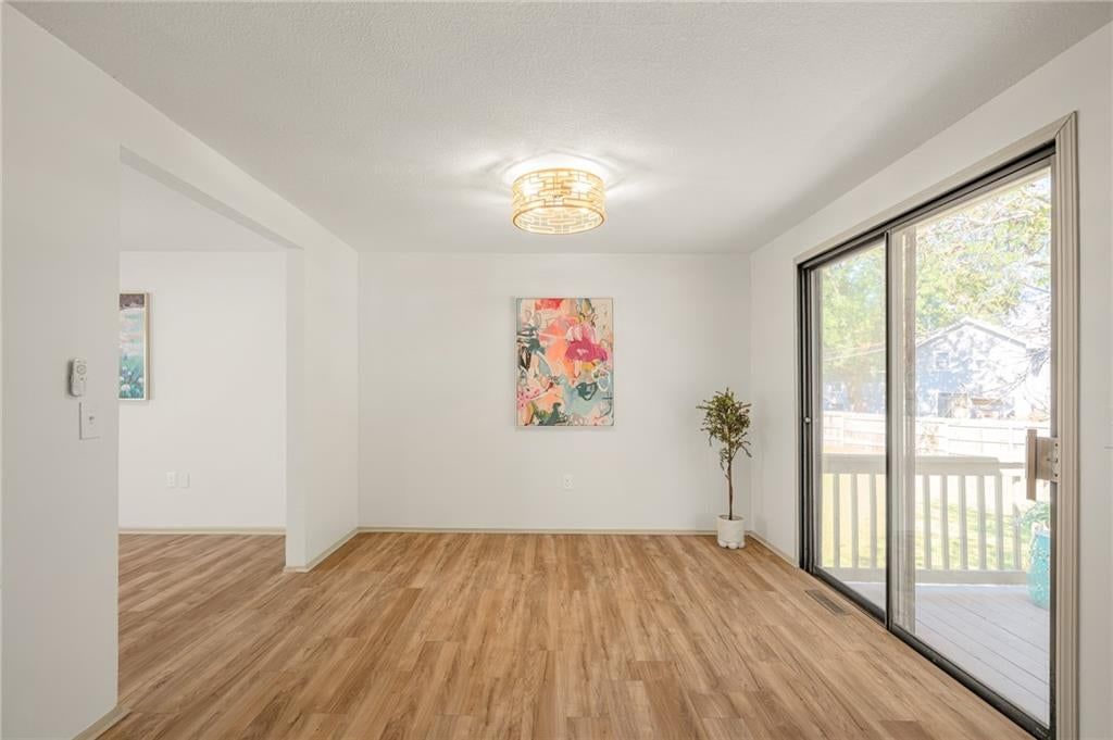 Photo 10 of 50 - 2116 E Mohawk Drive, Olathe, KS 66062
