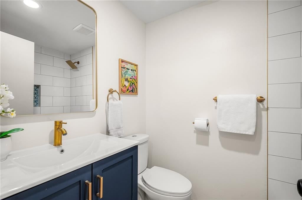 Photo 24 of 50 - 2116 E Mohawk Drive, Olathe, KS 66062