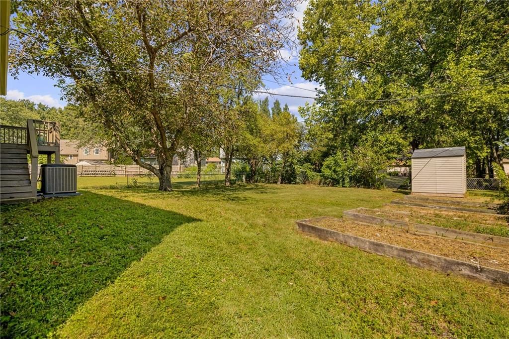 Photo 45 of 50 - 2116 E Mohawk Drive, Olathe, KS 66062