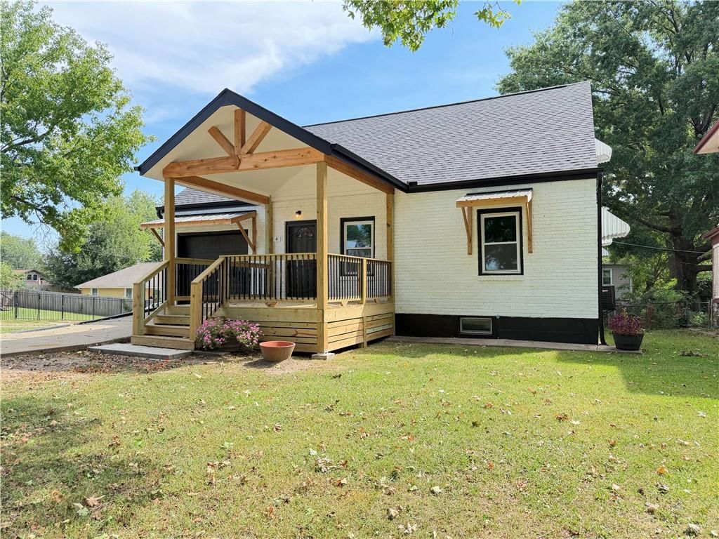 401 Benton Boulevard, Kansas City, MO: listing photo 2