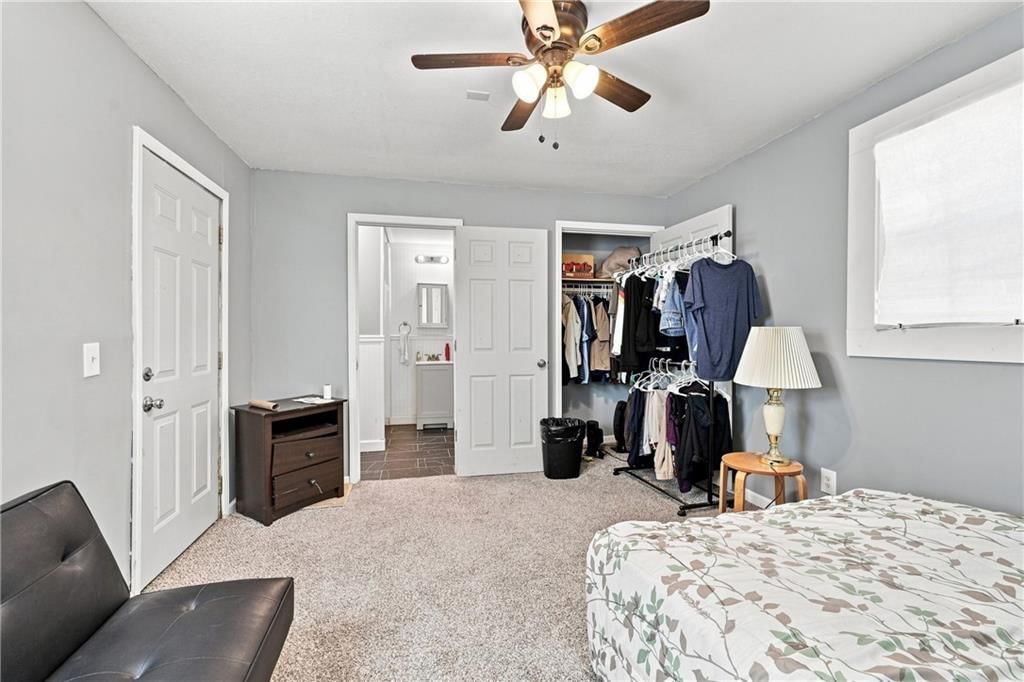 1405 S Logan Avenue — photo 9