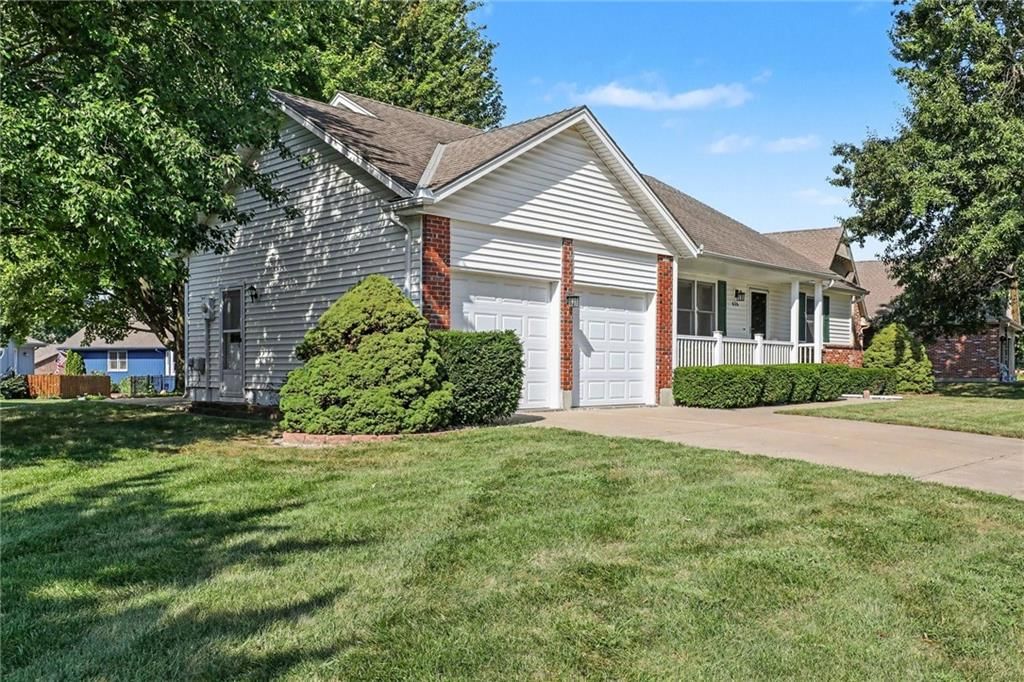 616 SW Hoke Lane — photo 4