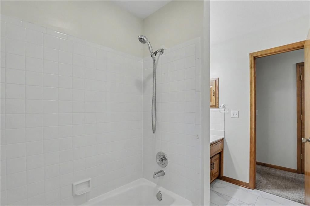 616 SW Hoke Lane — photo 29
