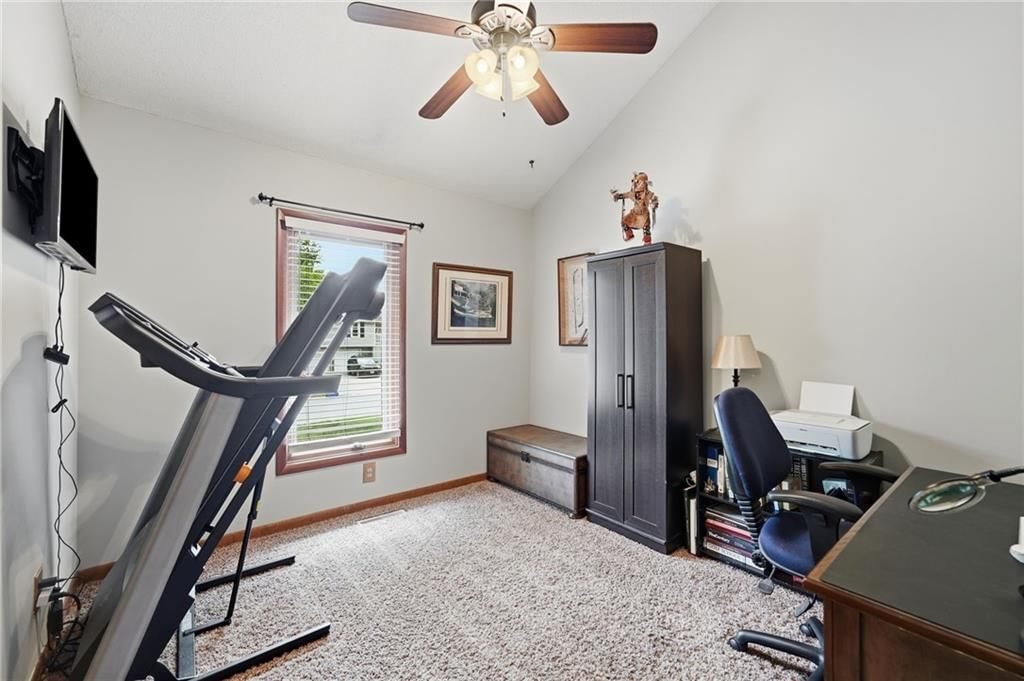 1628 NE WESTWIND Drive — photo 15