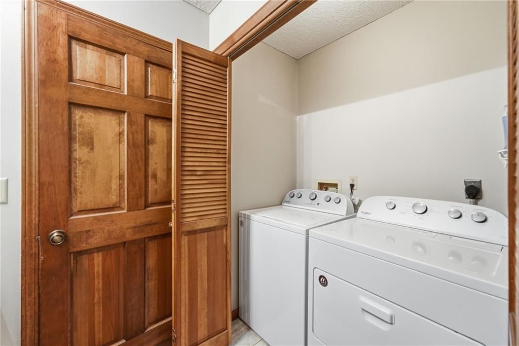 1628 NE WESTWIND Drive — photo 20
