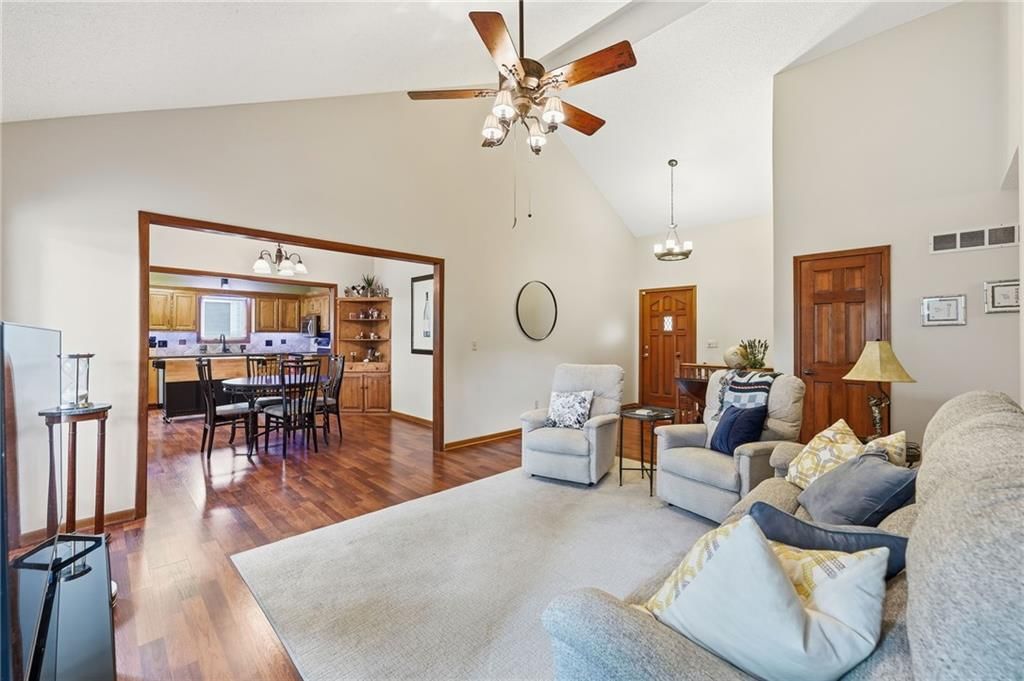 1628 NE WESTWIND Drive — photo 21