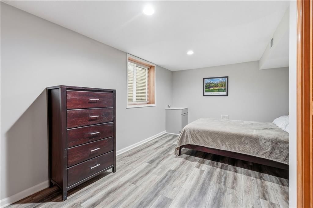 1628 NE WESTWIND Drive — photo 33