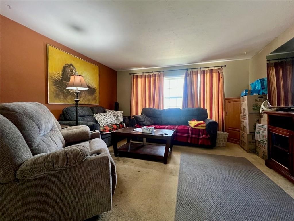 540 Arizona Street — photo 2