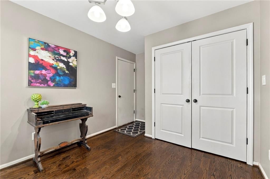 12130 England Street — photo 11