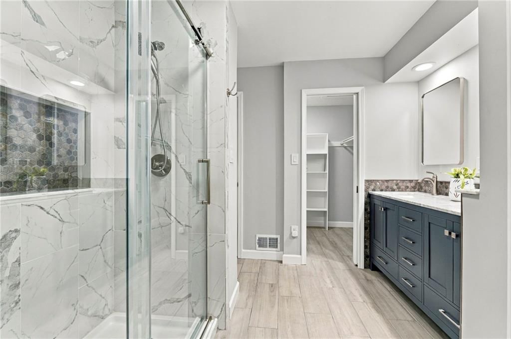 12130 England Street — photo 16