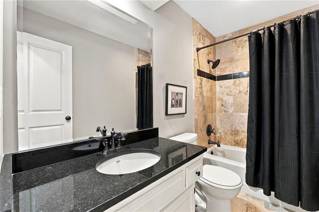 12130 England Street — photo 18
