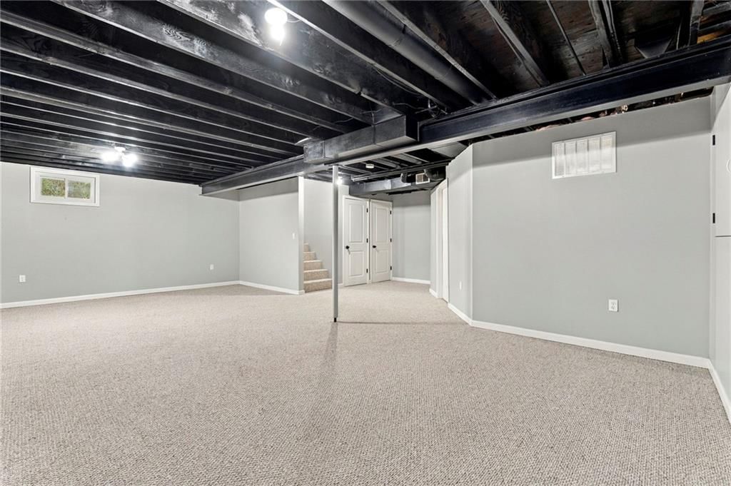 12130 England Street — photo 20