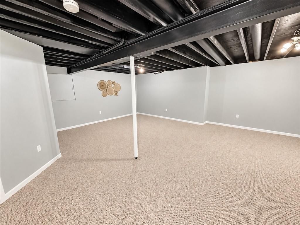 12130 England Street — photo 23