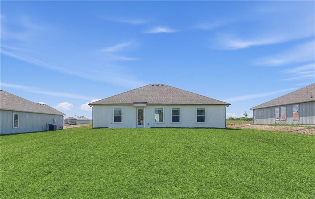 Photo 15 of 16, 1602 SW 10th Terrace, Oak Grove, MO 64075