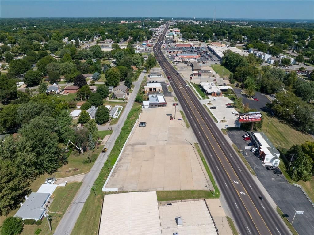 1710 S Belt Highway — photo 8