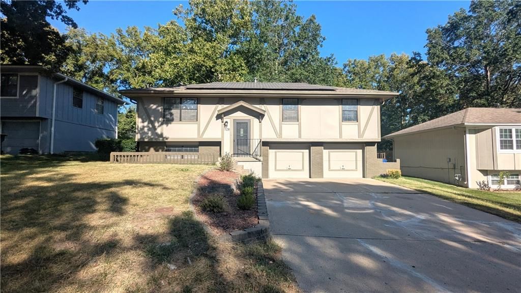 1108 NE 10th Street, Blue Springs, MO