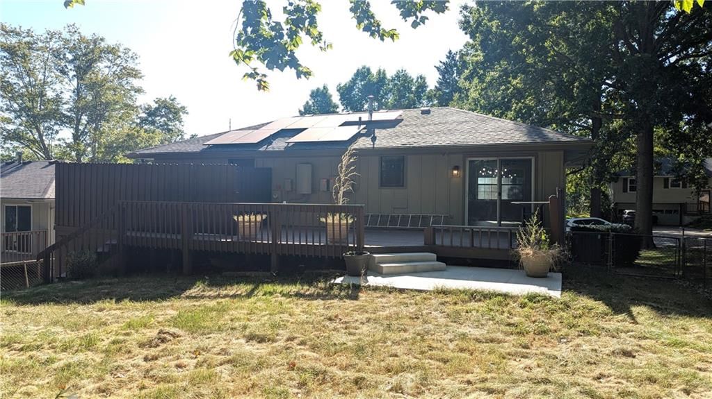 1108 NE 10th Street — photo 6