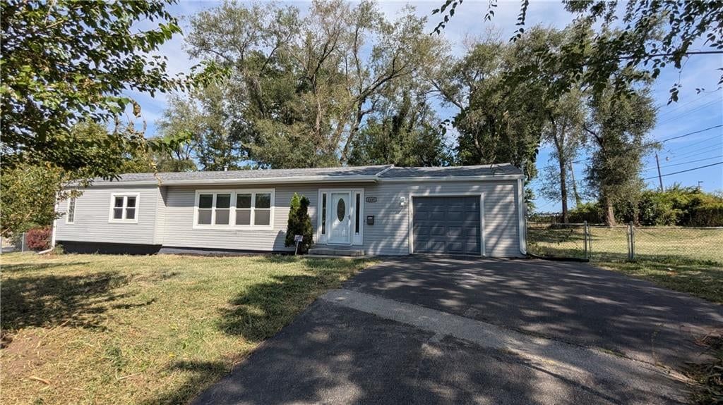 2201 NW Vesper Street — photo 2